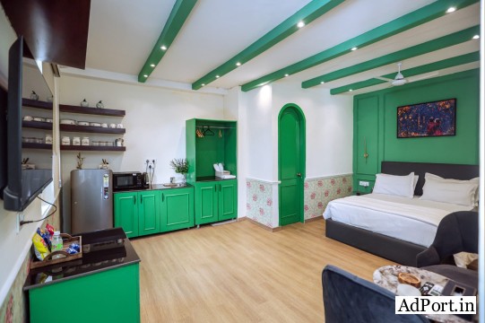 Homestay in Hauz Khas | Luxury Homestay for Family Stay