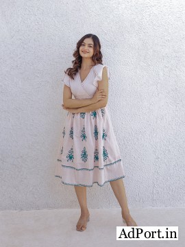 Buy Classy Embroidery Clothing Online for Beautifully Designed Traditional Wear