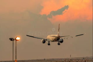 Why is Flighta convenient for both frequent and casual travelers?