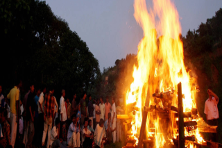Ivarmadom offers Kaliyaatam