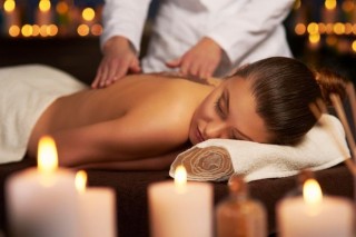 Relaxing Spa Therapy In Della Spa Chandrapur 8422019074